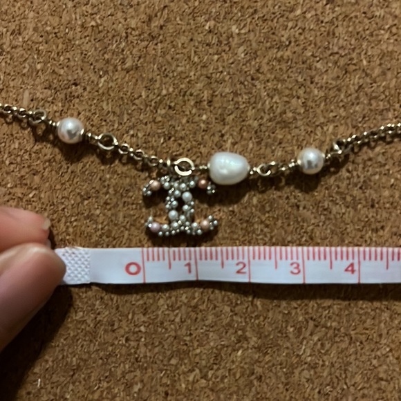 NIB Chanel Pearl CC Bracelet - Picture 10 of 11